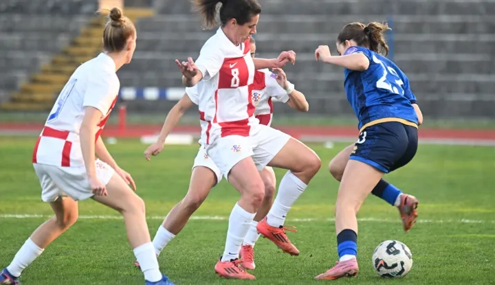 KARLOVAC, 7. ožujka 2026. (Hina) - Hrvatske nogometa&scaron;ice upisale su poraz u drugom nastupu kvalifikacija za Svjetsko prvenstvo, igračice Kosova su slavile u Karlovcu s 1-0 u dvoboju skupine 2 Lige C.