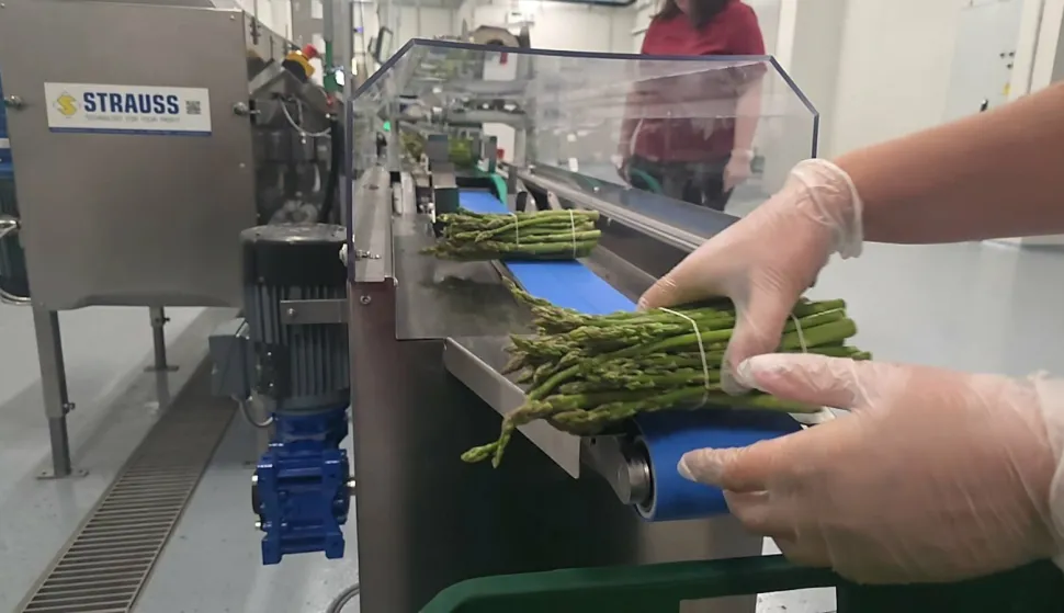 &Scaron;paroga na liniji u ATC-uustupljena fotografija