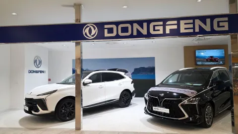 Popularne kineske marke automobila Forthing i Dongfeng stigli u osječki prodajni centar