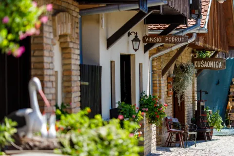 U naručju vinske majke Baranje vino iz pića prerasta u doživljaj