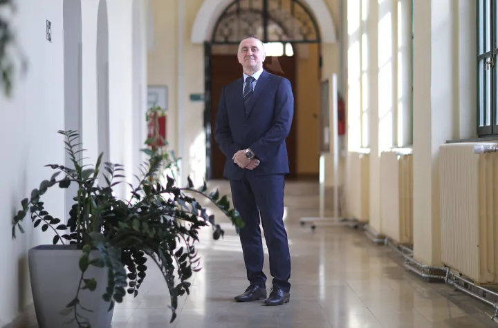 Osijek, 02. 03. 2026., Trg sv. Trojstva, Rektorat, prof. dr. sc. Drago &Scaron;ubarić, Drago &Scaron;ubarić - rektor Sveučili&scaron;ta J. J. Strossmayera u Osijeku, rektorSNIMIO BRUNO JOBST