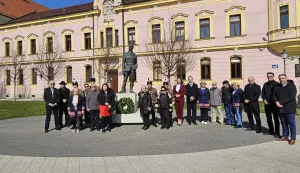 VINKOVCIU Vinkovcima je obilježena 215. godi&scaron;njica rođenja i 130. godi&scaron;njica smrti bana Josipa &Scaron;okčevića, jedne od najznačajnijih osoba hrvatske povijesti u kritičnim trenucima razvoja Monarhije između 1859. i 1867. godine, slažu se povjesničari.9. 3. 2026.