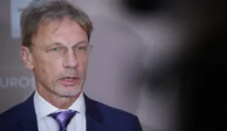 Zagreb, 22.12.2025.- Hrvatska narodna banka, godi&scaron;nji brifing. Na fotografiji Boris Vujčić, izjava za medije nakon brifinga.foto HINA/ Admir BULJUBA&Scaron;IĆ/ abu