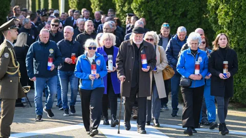 Grad Vukovar i općina Bogdanovci prvi su put zajedno obilježili Dan hrvatskih branitelja Vukovara i 35. obljetnicu postrojavanja nenaoružanih odreda u Bogdanovcima.10. 3. 2026.