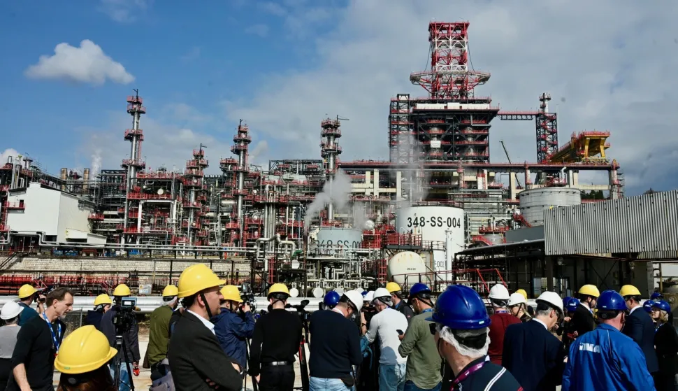 Kostrena, 10.3.2026.- Zavr?etak Projekta nadogradnje Inine Rafinerije nafte Rijeka, vrijednog gotovo 700 milijuna eura, obilje?en je sve?anim pu?tanjem u rad novog postrojenja za obradu te?kih ostataka. foto HINA/ Miljenko KLEPAC/ ua