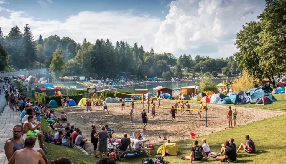 Orahovački kraj nudi dva jezera, &scaron;umovite planine, staru dama Ružica grad i zov adrenalina