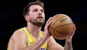 LOS ANGELES, CALIFORNIA - MARCH 12: Luka Doncic #77 of the Los Angeles Lakers shoots a foul shot during the first half of a game against the Chicago Bulls at Crypto.com Arena on March 12, 2026 in Los Angeles, California. Sean M. Haffey/Getty Images/AFP (Photo by Sean M. Haffey/GETTY IMAGES NORTH AMERICA/Getty Images via AFP)
