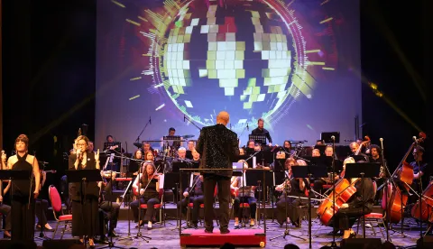 Osijek, 13. 03. 2026., HNK, Pop-rock rapsodija, premijera, Mladen Tutavac - dirigent, Vestić; Medić SNIMIO BRUNO JOBST