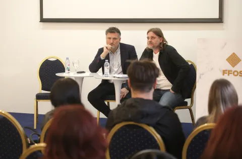 Osijek, 04. 03. 2026., FFOS, Centar za interdisciplinarna istraživanja, Scinetific inter_view, predavanje, Sa&scaron;a Cvetojević, Igor JosipovićSNIMIO BRUNO JOBST