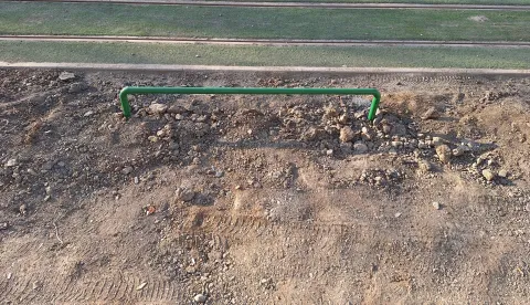 Postavljene ograde u Reisnerovoj, automobili vi&scaron;e neće &ldquo;orati&rdquo; zelene povr&scaron;ine