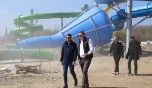 Osijek, 16. 03. 2026., Copacabana, Kopika, radovi, bazen, bazeni, obilazak radova, građevinski radovi, radovi, Ivan Radić; Ivica Crnković SNIMIO BRUNO JOBST