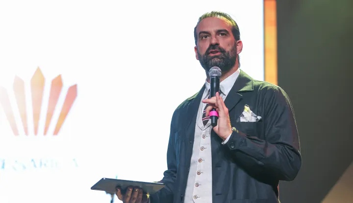 30.01.2026., Galerija Slava Raskaj, Zagreb - Cesarica gala party u Laubi na kojoj su dodijeljene glazbene nagrade Cesarica za Hit Autora, Cesarica digitalni bestseller, Cesarica Bestseller i Cesarica za Hit godine. Ove godine nagrada Cesarica Legend dodijeljena je Jasni Zlokic za poseban doprinos. Za vrijeme dodjele koncert su odrzali Matija Cvek i Jakov Jozinovic. Ivan Saric Photo: Goran Stanzl/PIXSELL