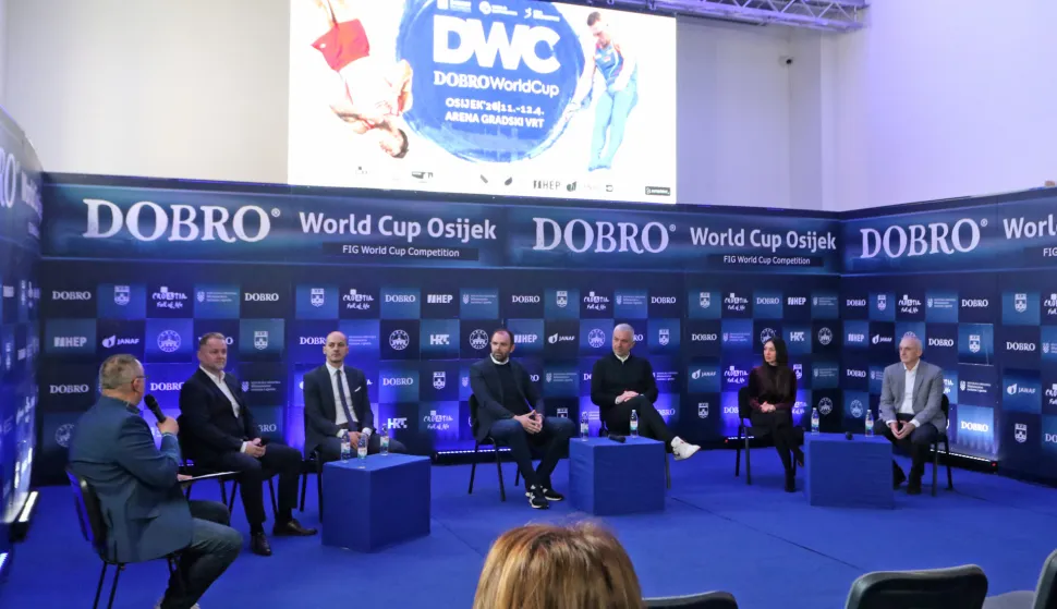 Osijek, 18. 03. 2026, Sokolski dom. Press konferencija, najava 17. Dobro World Cup Osijek. Mario Mihić, Vladimir Mađarević, Marijo Možnik, Josip Bičvić, Alen Nađsombati, Tatjana Turalija i Mario Vuikoja.snimio GOJKO MITIĆ