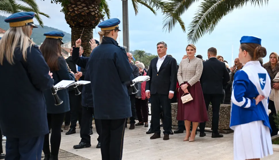 Vela Luka, 18.03.2026 - Predsjednik Republike Zoran Milanovi? sudjelovao je u srijedu na sve?anoj sjednici Op?inskog vije?a Op?ine Vela Luke. foto HINA/ Ured predsjednika RH/ Marko Beljan/ ik