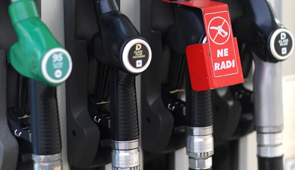 Osijek, 03. 03. 2026., slobodnjak; slobodnjaci; gorivo; poskupljenje; vi&scaron;a cijena; dizel; benzin; nesta&scaron;ica goriva; naftni derivati; kriza; naftna kriza; energija; energenti; energent; ilustracijaSNIMIO BRUNO JOBST