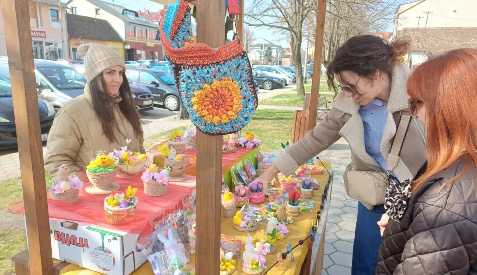 Udruga Golubovi Županja organizirala je prvi izložbeni &scaron;tand foto: Udruga Golubovi Županja