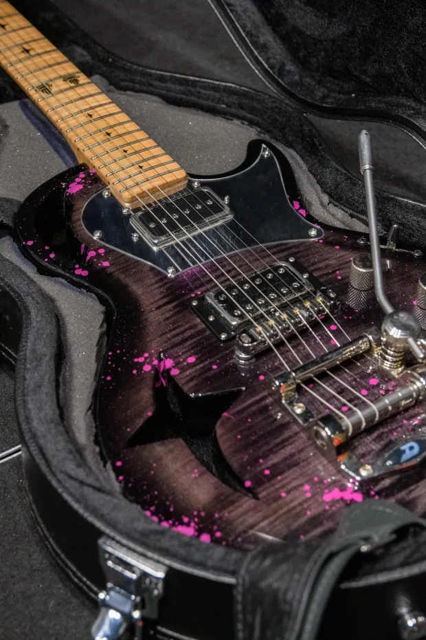 Jurica Urbanek graditelj gitara: Glazbenici sami biraju stil, a ja samo pratim njihovu priču i emocije