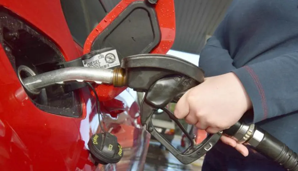 08.03.2016., Sibenik - Treci tjedan za redom na benzinskim postajama u Hrvatskoj vece cijene naftnih derivata. Photo: Hrvoje Jelavic/PIXSELL------1 stupac colornovosit