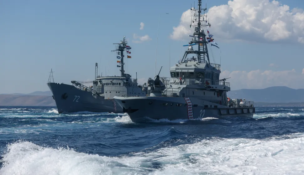 24.07.2025., Split - Hrvatska ratna mornarica izvodi vjezbu za vojni Mimohod 2025. Ophodni brod Umag (32) te skolski brod Andrija Mohorovicic (72). Photo: Igor Kralj/PIXSELL