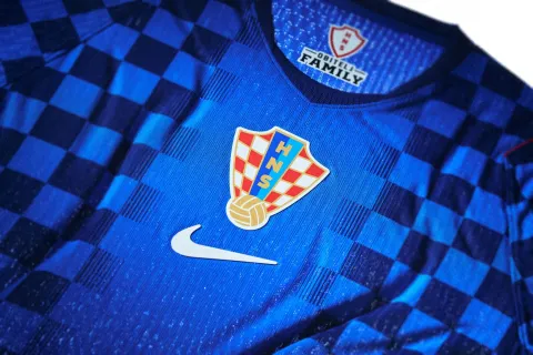 Zagreb, 23.3.2026.- Hrvatski nogometni savez i tehni?ki partner Nike predstavili su nove dresove hrvatske nogometne reprezentacije, u kojima ?e Vatreni nastupiti na ovogodi?njem FIFA Svjetskom prvenstvu koje ?e biti odr?ano u Kanadi, SAD-u i Meksiku. foto HINA/ HNS/ ua