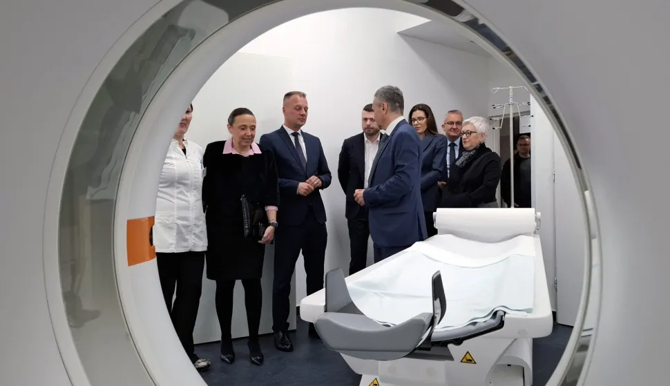 Virovitica, 23.3.2026.- Ministrica zdravstva Irena Hrsti? u ponedjeljak je posjetila Op?u bolnicu Virovitica gdje je prisustvovala sve?anosti pu?tanja u rad novog CT ure?aja vrijednog gotovo 717.300 eura pa sada ova zdravstvena ustanova raspola?e s dva gotovo istovjetna ure?aja za dijagnostiku. foto HINA/ Ozren ?PIRANEC/ ua