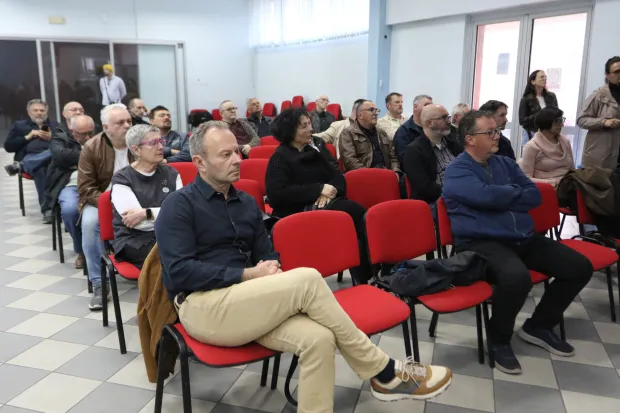 Osijek, 24. 03. 2026, Trg Lava Mirskog 1. Tribina o braniteljskim mirovinama. snimio GOJKO MITIĆ