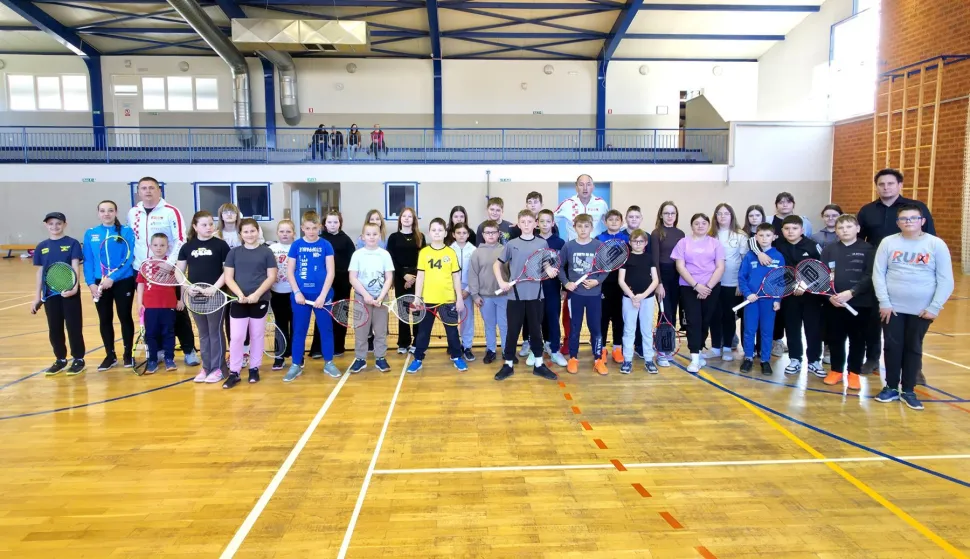 DONJI MIHOLJACMAGADENOVACProgram Besplatne &scaron;kole tenisa koji se provodi na području Donjeg Miholjca i okolnih općina iz godine u godinu privlači sve veći broj djece, potvrđujući važnost ulaganja u sport od najranije dobiOŽUJAK 2026.