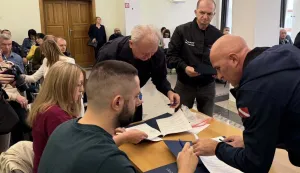 VINKOVCIGrad Vinkovci podijelio je ugovore za 55 udruga iz područja socijalne i zdravstvene skrbi, humanitarnog djelovanja, rada s mladima te braniteljskih i stradalničkih udruga. Udruge su svoje programe kandidirale za financiranje iz gradskog proračuna u ukupnoj vrijednosti od 113.000 eura.ožujak 2026.