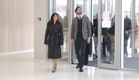 Osijek, 27 03. 2026., I. gimnazija, obilazak &scaron;kole, obilazak, Tomislav Ćorić - potpredsjednik Vlade RH, Nata&scaron;a Trami&scaron;ak - županica, SNIMIO BRUNO JOBST