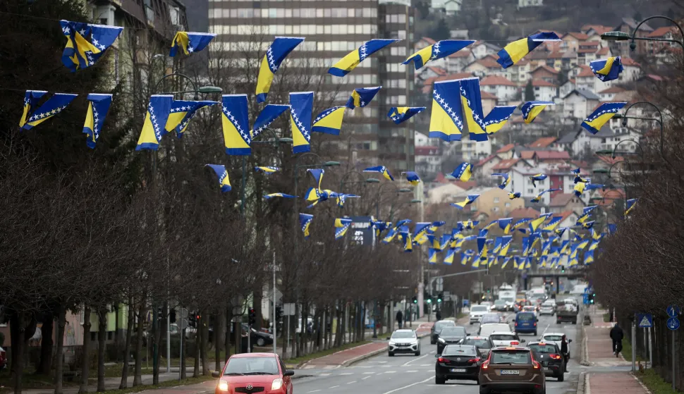27.02.2025., Sarajevo, Bosna i Hercegovina - Povodom Dana nezavisnosti Bosne i Hercegovine ulice u Sarajevu su ukrasene zastavama BiH. Photo: Armin Durgut/PIXSELL