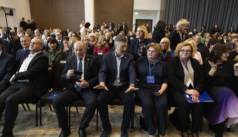 Zagreb, 28.03.2026 - Izborni sabor Zajednice žena HDZ-a "Katarina Zrinski", koji je okupio izaslanice iz cijele Hrvatske kao i brojne uzvanike iz političkog i javnog života. Na fotografiji Andrej Plenković. foto HINA/ Daniel KASAP/ dk