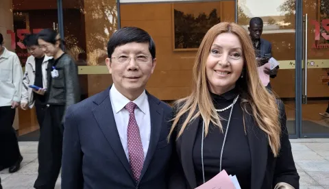 MAGAZIN INA KINAProf__dr_sc__WANG_Jian_an__Akademik_Kineske_akademije_znanosti__Predsjednik_bolnice_SAHZU__profesor_kardiologije_i_Ina_Stasevic__za_GS