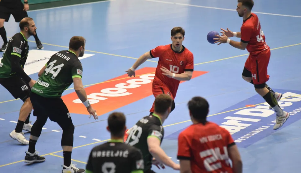 Imali su rukometa&scaron;i NEXE-a ovaj put ogroman motiv pokazati se u &scaron;to boljem izdanju protiv Gorice. Jer poraz u prvom kolu Lige za prvaka u Velikoj Gorici ne samo da je opekao, nego je izazvao opekotine trećeg stupnja.