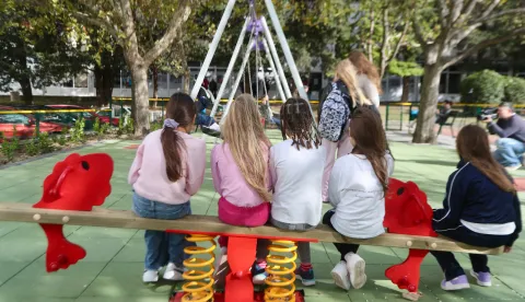 30.10.2025.,Split-Gradonacelnik Tomislav Suta obisao rekostruirano djecje igraliste u Sizgoricevoj ulici i dao izjavu za medije. Photo: Ivo Cagalj/PIXSELL