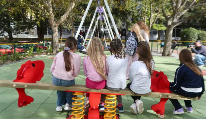 30.10.2025.,Split-Gradonacelnik Tomislav Suta obisao rekostruirano djecje igraliste u Sizgoricevoj ulici i dao izjavu za medije. Photo: Ivo Cagalj/PIXSELL