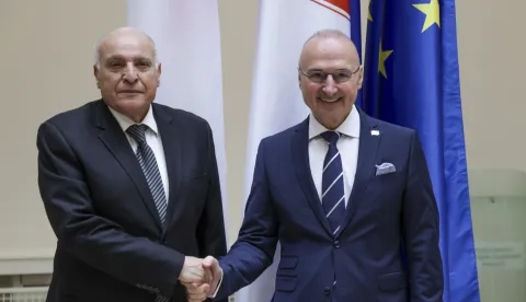 Zagreb, 30.03.2026 - Ministar vanjskih i europskih poslova Gordan Grlić Radman sastao se s alžirskim ministrom vanjskih poslova Ahmedom Attafom. Na fotografiji Ahmed Attaf, Gordan Grlić Radman.foto HINA/ Admir BULJUBA&Scaron;IĆ/ abu