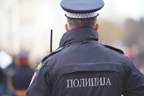 06.01.2021., centar grada (Palata Republike, Trg kod Sabornog hrama Hrista Spasitelja, Gospodska ulica), Banja Luka (BiH) &ndash; Ovo godine dosta skromnije je obiljezen Dan Republike Srpske na ulicama Banja Luke. Na ulicama Banja Luke, uz prisustvo Zeljke Cvijanovic, predsjednice RS, odrzan je koncert Policijskog orkestra MUP-a Republike Srpske. Na ulicama, kucama i zgradama istaknute su su zastave Republike Srpske. Republika Srpska nastala je 9. januara/sijecnja 1992. godine pod prvobitnim nazivom Srpska Republika BiH. Ove godine, rodjendan Republike Srpske, zbog pandemije virusa korona, obiljezava se bez svecanog defilea na Trgu Krajine, velikih okupljanja, ali i tradicionalnih prijema kod predsjednika Republike Srpske. Ustavni sud Bosne i Hercegovine u travnju 2016. je ovaj praznik ocijenio kao neustavan i osporio taj datum.Photo: Dejan Rakita/PIXSELL