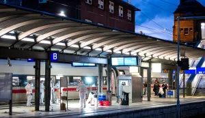 epa12129526 Forensic experts inspect the scene at the central station in Hamburg, Germany, 23 May 2025, following a knife attack at the station that left several people wounded, some critically according to police. The assailant was a 39-year-old woman the police said. EPA/DANIEL BOCKWOLDT