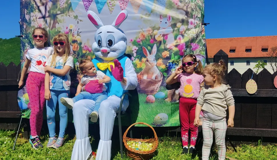 SLAVONSKI BROD - Grad Slavonski Brod i ove godine najavljuje tradicionalno uskrsno druženje najmlađih sugrađana. Program će se održati u subotu, 4. travnja, od 11 sati u Tvrđavi Brod2026.