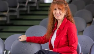 26.10.2022., Osijek - Profesorica Djula Borozan uvrstena je na listu 2% najutjecajnijih svjetskih znanstvenika, a listu tradicionalno svake godine obavi Sveuciliste Stanford iz Sjedinjenih Americkih Drzava. Photo: Davor Javorovic/PIXSELL