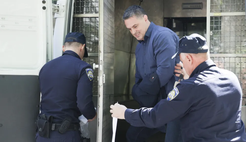 Privođenje Koste Kostanjevića