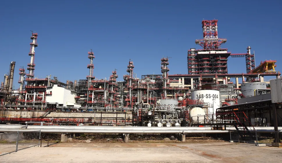 Reportaža, Rafinerija nafte Rijeka, Urinj05.03.26.Foto:Dean Miculinić