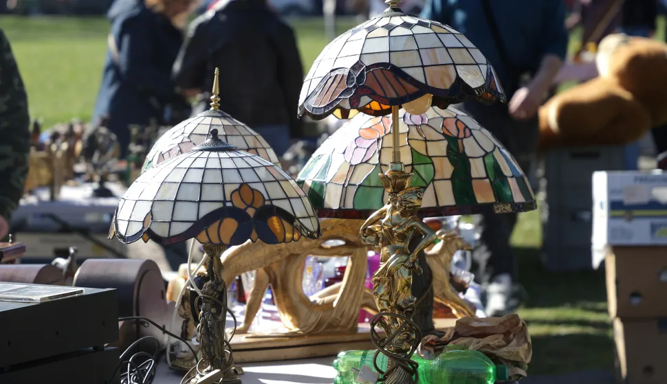 Osijek, 07. 03. 2026., Sajam antikviteta, ožujak 2026, lampa; lampe; svjetiljke; svjetiljkaSNIMIO BRUNO JOBST