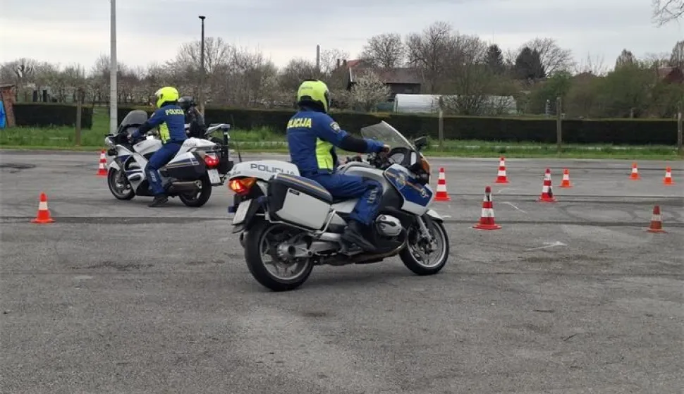 Kondicijski trening policijskih motociklista u Virovitici