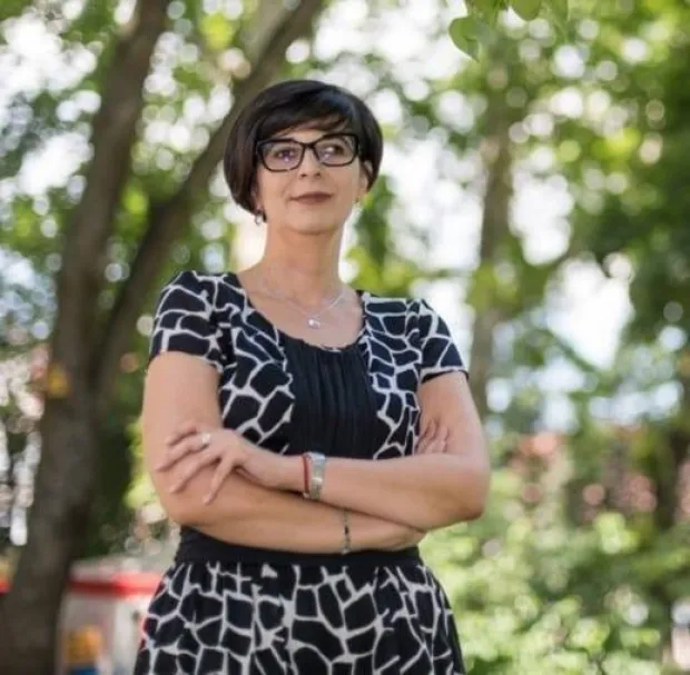 PROF. DR. SC. LEJLA TURČILOFakultet političkih nauka Univerziteta u Sarajevumagazin glas