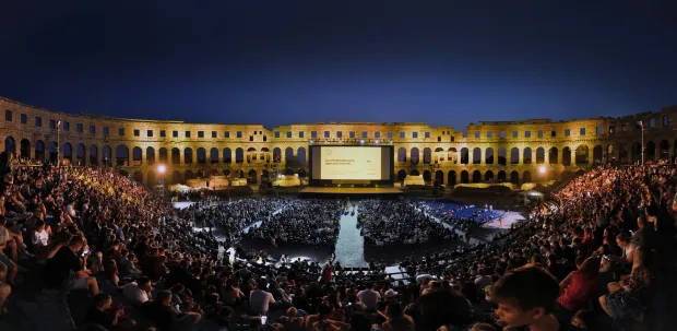 PULA- Zadni dan Pulskog filmskog festivala donio prekrasnu atmosferu u areni.Puna arena velikih i malih puljana i puljanki koji su uzivali u filmu Malci.19.07.2024. SNIMIO DUSKO MARUSIC CICI