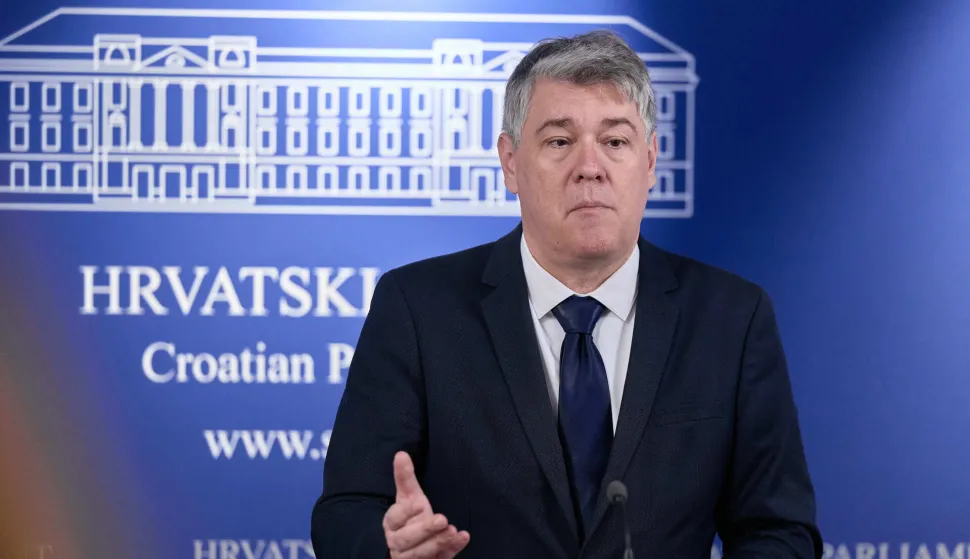 Zagreb, 08.04.2026. - Saborski zastupnik Boris Lalovac komentirao je prijedlog po kojemu bi Vlada mogla koristiti takozvani plivajući PDV za pomoć u kriznim vremenima.Na fotografiji Boris Lalovac.foto HINA/ Edvard &Scaron;U&Scaron;AK/ es