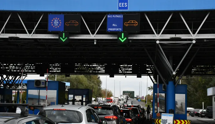 12.10.2025., Stara Gradiska - Uvodjenje Rntry/Exit sustava na granicnom prijelazu Stara Gradiska. Photo: Ivica Galovic/PIXSELL