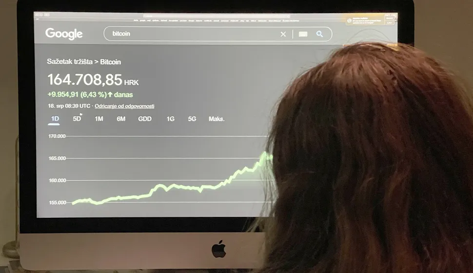 Osijek, 18. 07. 2022, kriptovaluta Pi, ilustracijaSNIMIO BRUNO JOBST