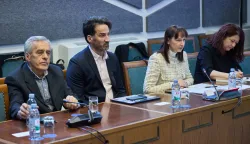 Zagreb, 09.04.2026. - Saborski Odbor za obitelj, mlade i sport organiziro je tematsku sjednicu "Djeca u riziku od siroma&scaron;tva".Na fotografiji Josip Jurčević, Marin Miletić, Vesna Vučemilović.foto HINA/ Edvard &Scaron;U&Scaron;AK